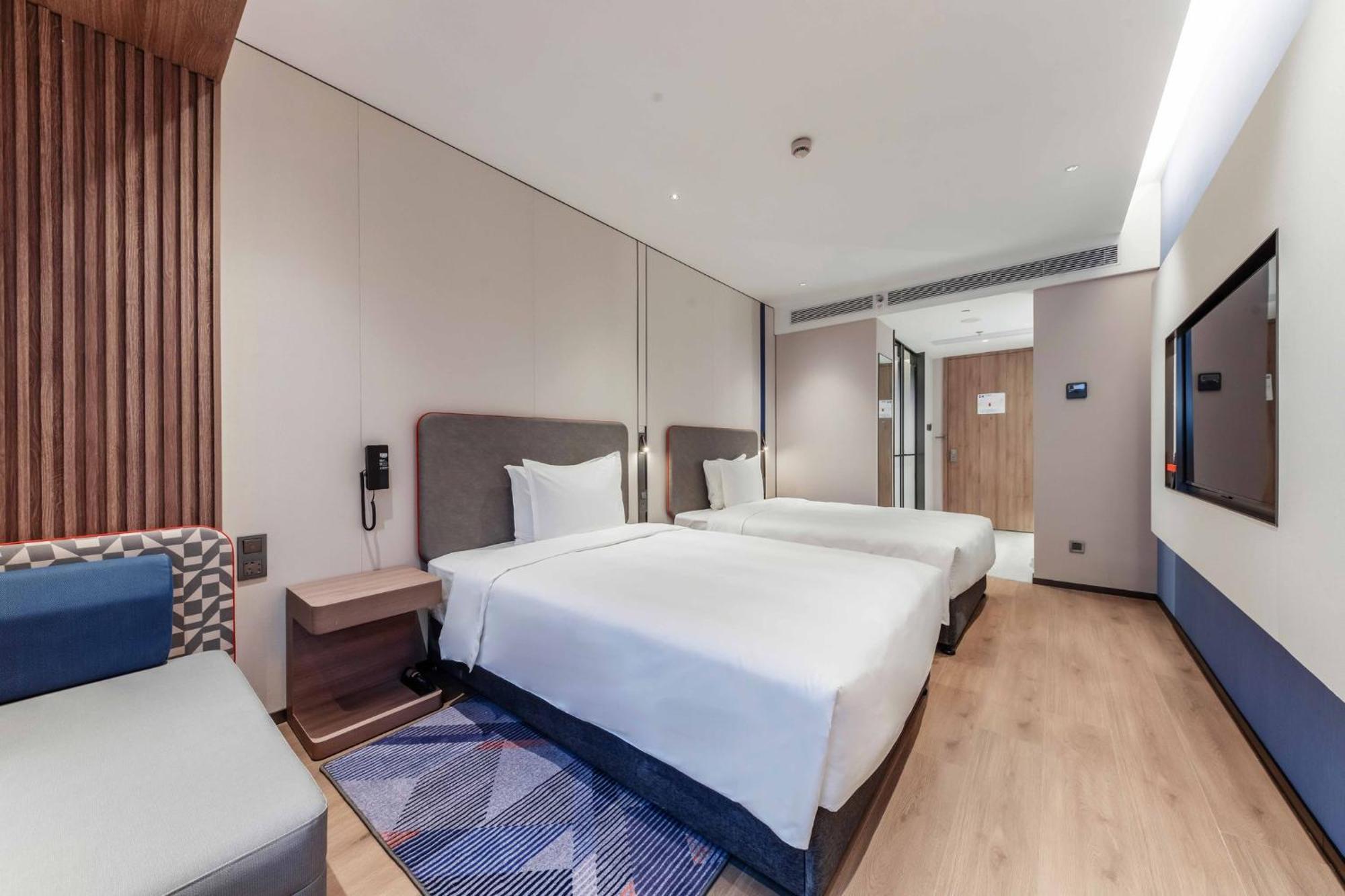 Express Hongqiao Necc By Ihg Hotel