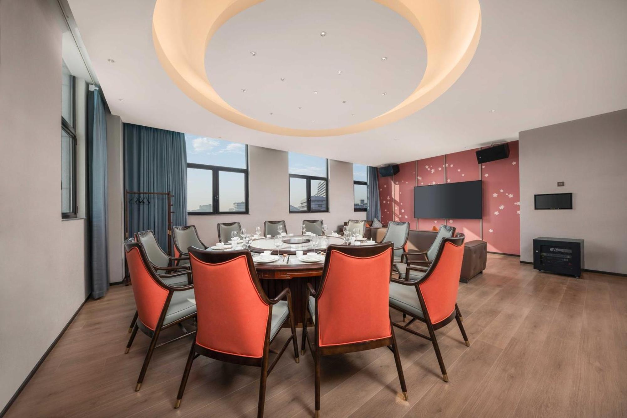 Express Hongqiao Necc By Ihg 4*