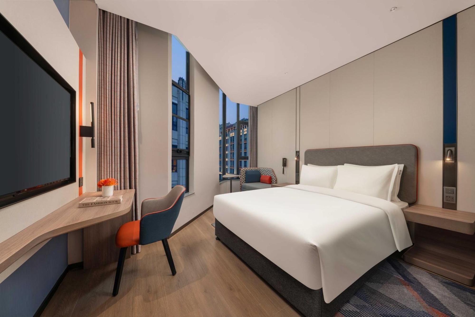 Hotel Express Hongqiao Necc By Ihg